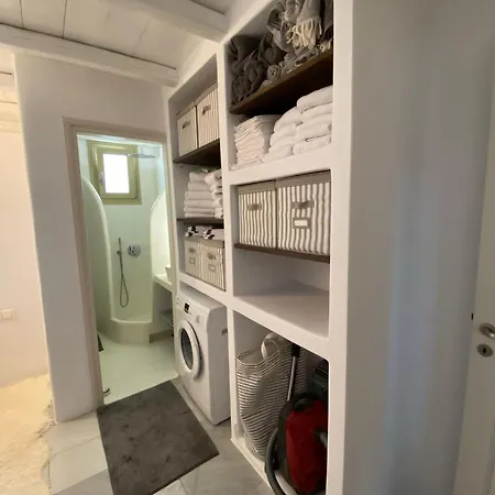 アパート Delta With Sea View And Pool クリシ・アクティ