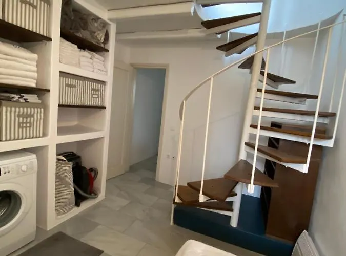 アパート Delta With Sea View And Pool