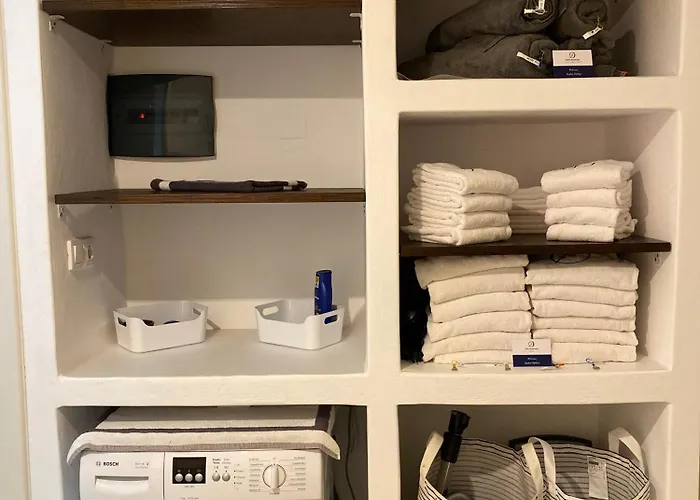 アパート Delta With Sea View And Pool