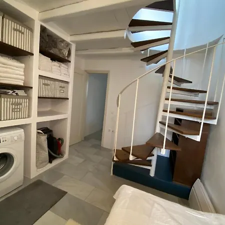 דירה Delta With Sea View And Pool