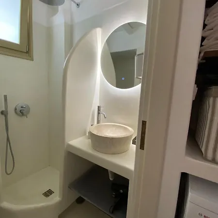 Delta With Sea View And Pool Appartement *