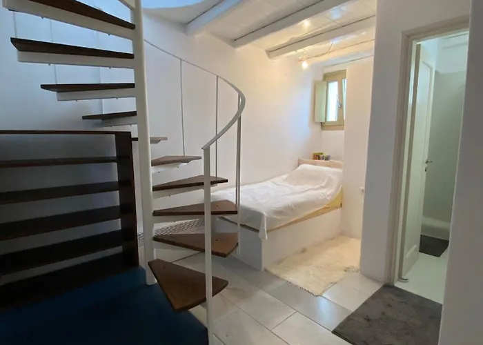 Delta With Sea View And Pool Apartament